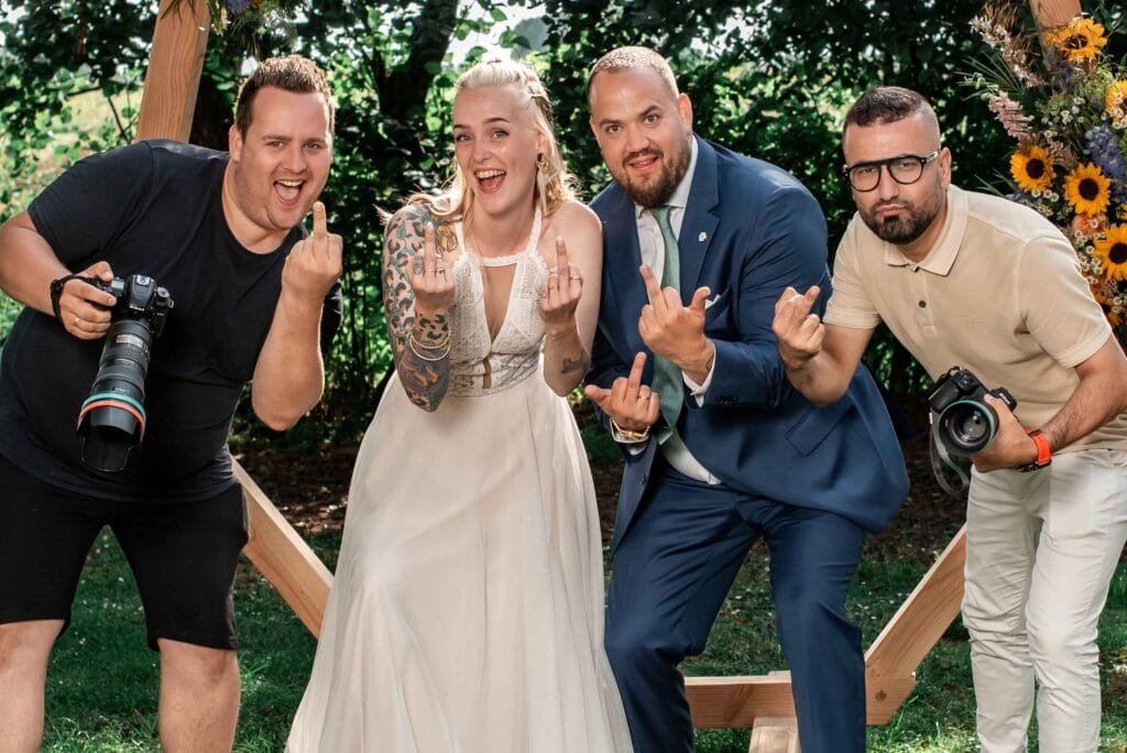 Bruiloft Fotografie die de mooiste momenten van een trouwdag vastlegt, van het bruidspaar tot de decoraties.