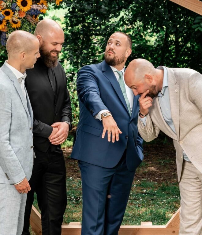 Bruiloft Fotografie die de mooiste momenten van een trouwdag vastlegt, van het bruidspaar tot de decoraties.