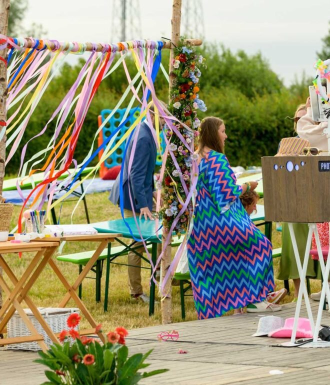 Bruiloft Fotografie die de mooiste momenten van een trouwdag vastlegt, van het bruidspaar tot de decoraties.