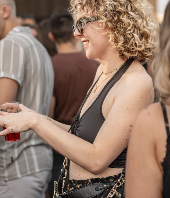 Evenementen Fotografie die de belangrijkste momenten van elk evenement vastlegt, van gasten tot de sfeervolle details.