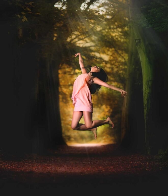 Fotosessies Studio of Locatie die professionele portretten en spontane momenten vastlegt, zowel binnen als buiten.