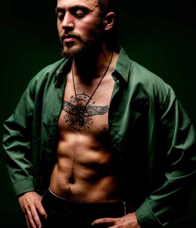 Fotosessies Studio of Locatie die professionele portretten en spontane momenten vastlegt, zowel binnen als buiten.