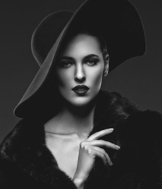 Fotosessies Studio of Locatie die professionele portretten en spontane momenten vastlegt, zowel binnen als buiten.